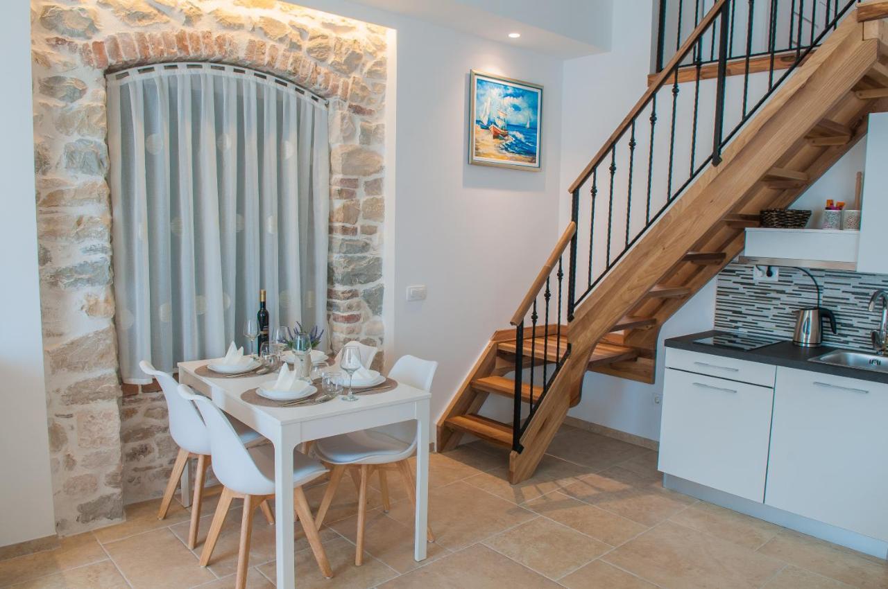 Bazzar Apartments Trogir Eksteriør billede