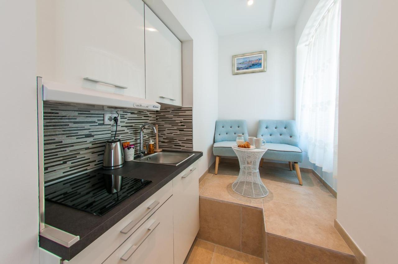 Bazzar Apartments Trogir Eksteriør billede